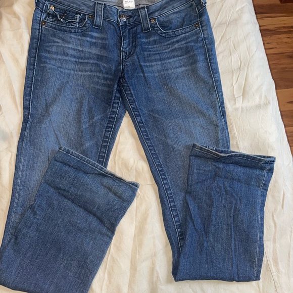 Pre- loved - Picture 5 of 9